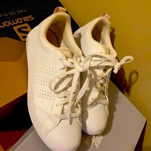 Size 8 pink/white adidas perfect for dancing in